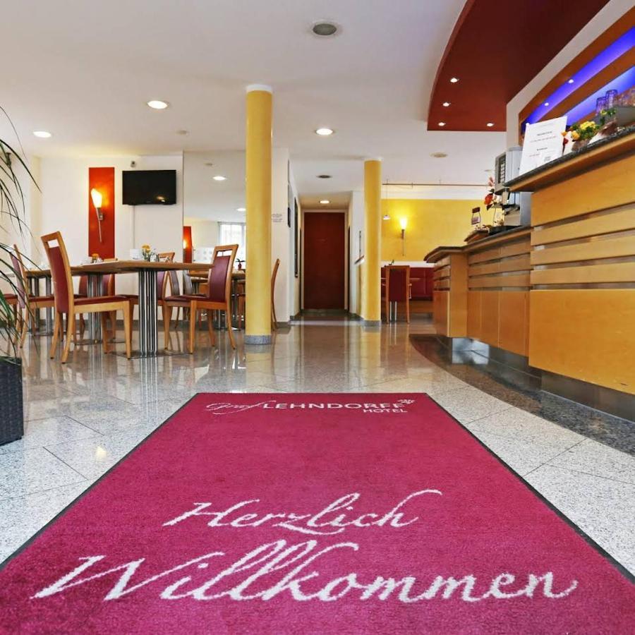Hotel Graf Lehndorff Zur Messe — Photos 1